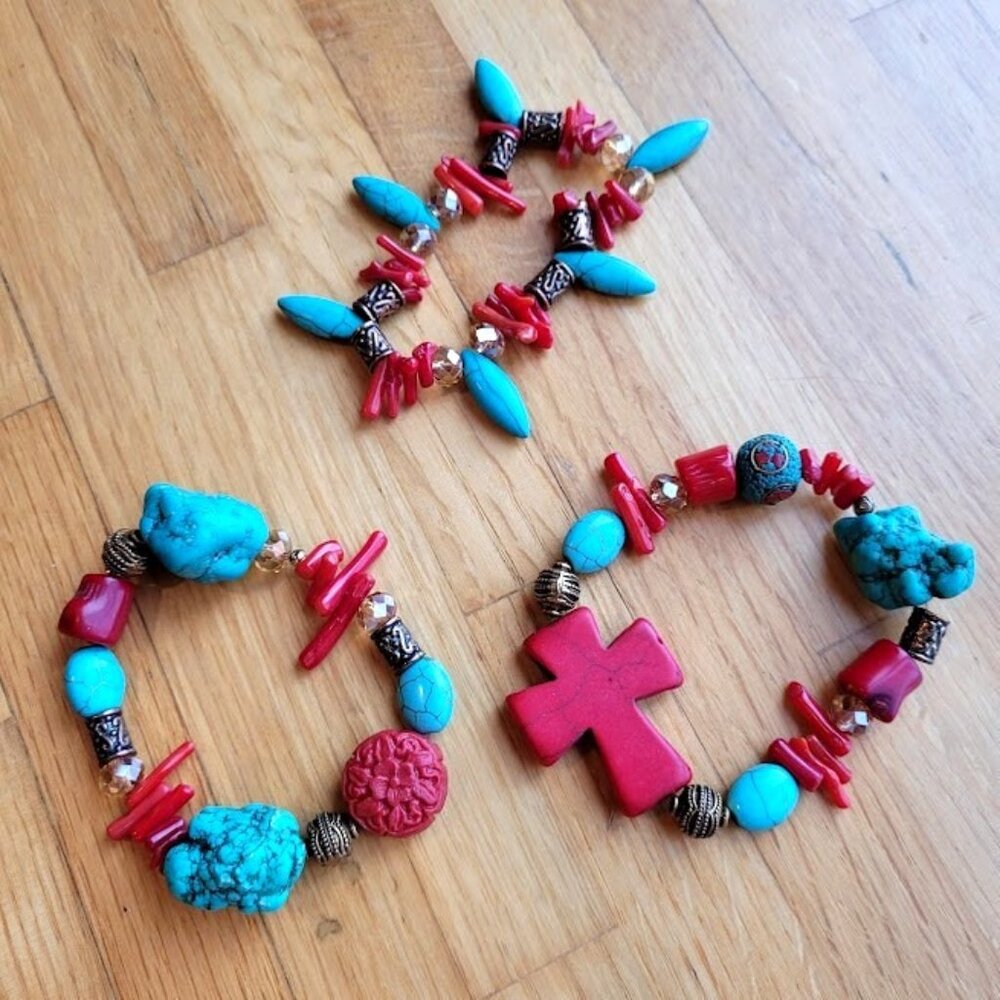 SET of 3 Southwest Turquoise & Red Coral Chip Multi Bead Stretch Bracelets Stack